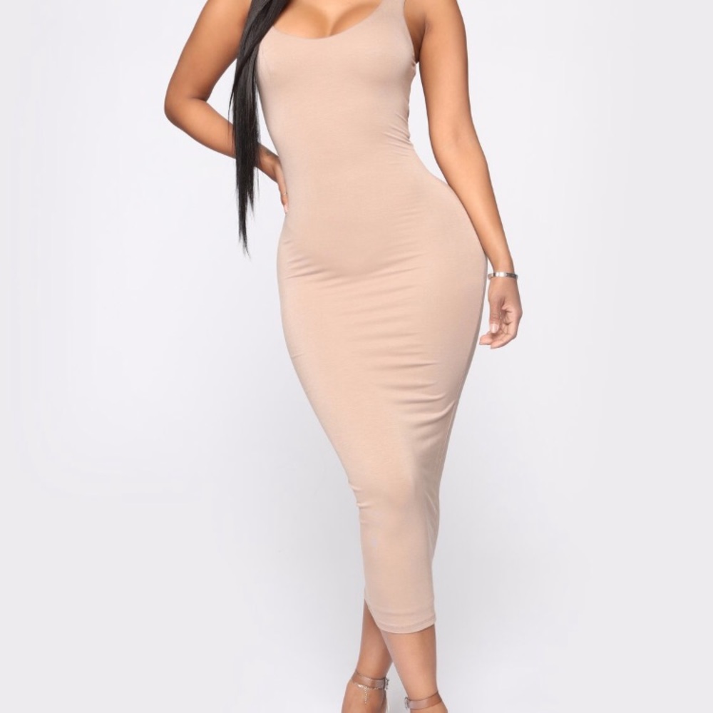Fashion Nova
Needy Midi Dress